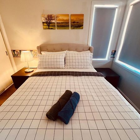 Spacious 6 Bedroom Holiday Home 15 Min Away From Melbourne Airport Sydenham Ngoại thất bức ảnh