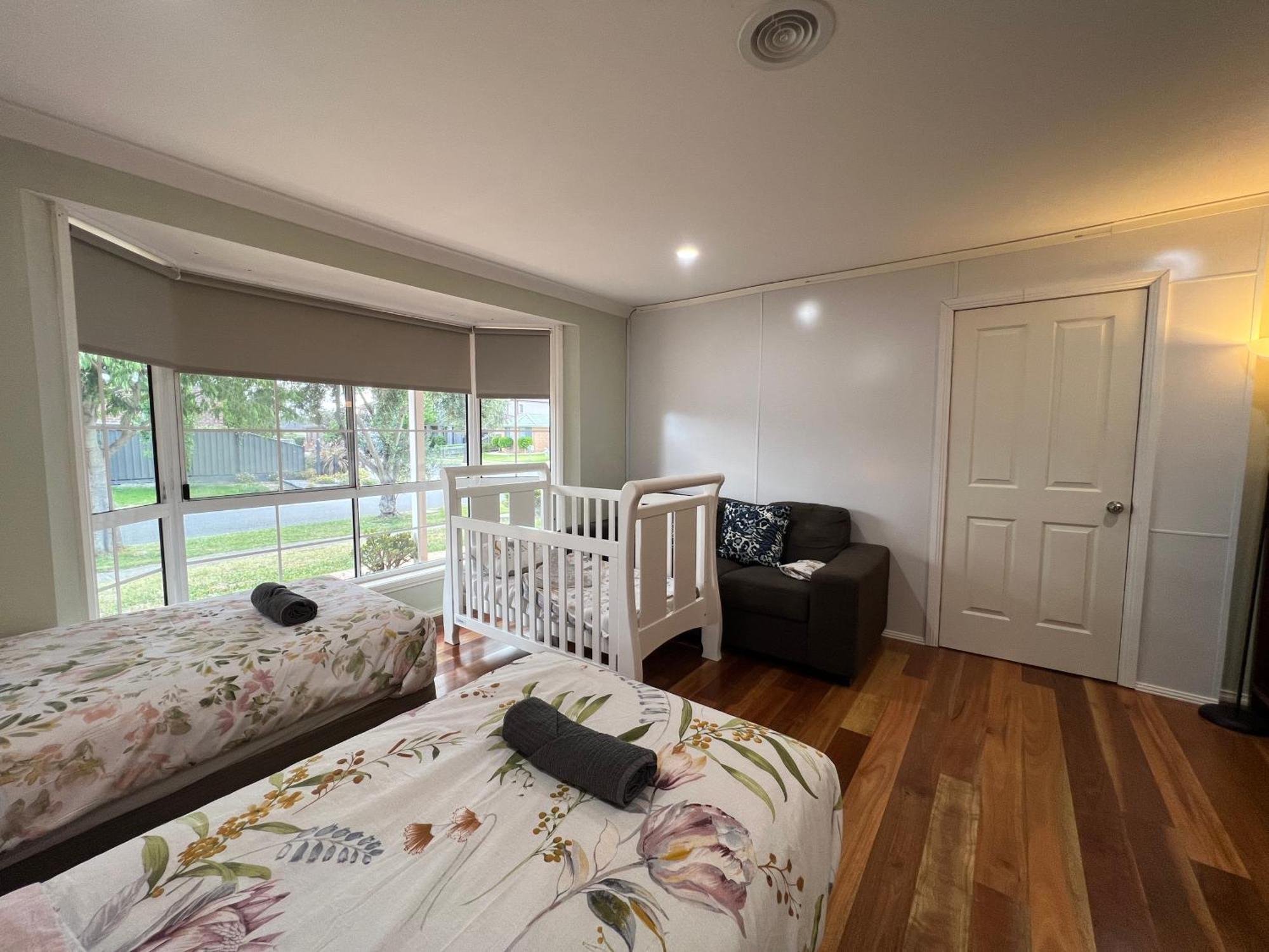 Spacious 6 Bedroom Holiday Home 15 Min Away From Melbourne Airport Sydenham Ngoại thất bức ảnh