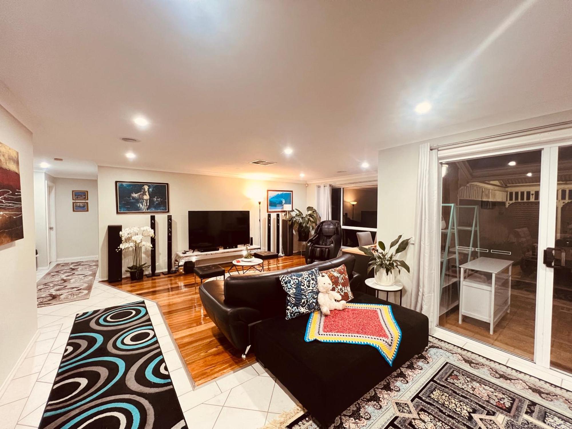 Spacious 6 Bedroom Holiday Home 15 Min Away From Melbourne Airport Sydenham Ngoại thất bức ảnh