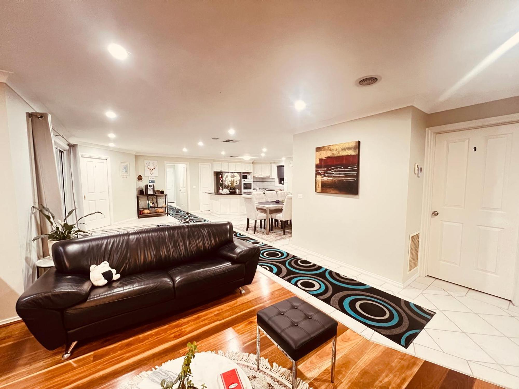 Spacious 6 Bedroom Holiday Home 15 Min Away From Melbourne Airport Sydenham Ngoại thất bức ảnh
