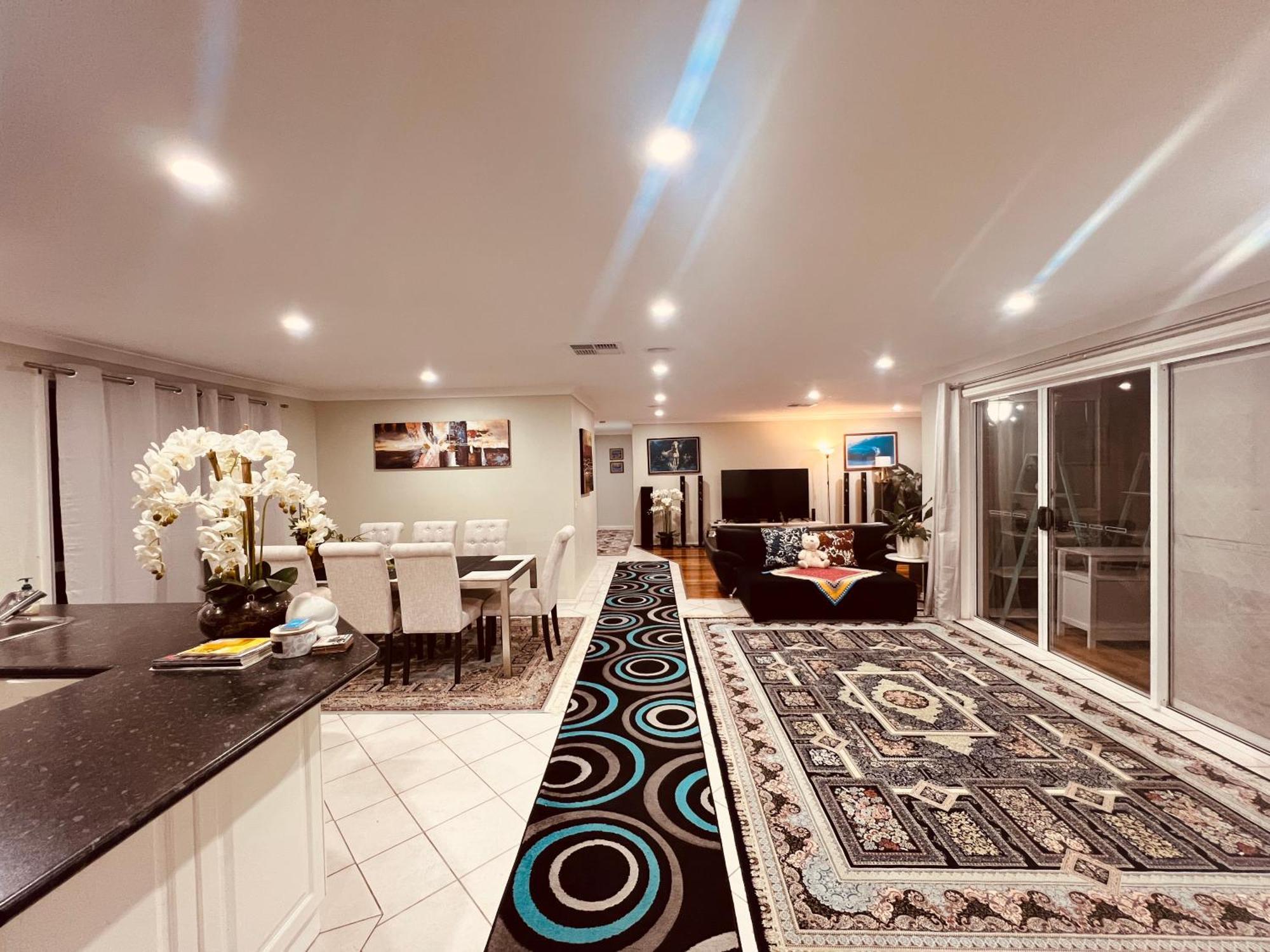 Spacious 6 Bedroom Holiday Home 15 Min Away From Melbourne Airport Sydenham Ngoại thất bức ảnh