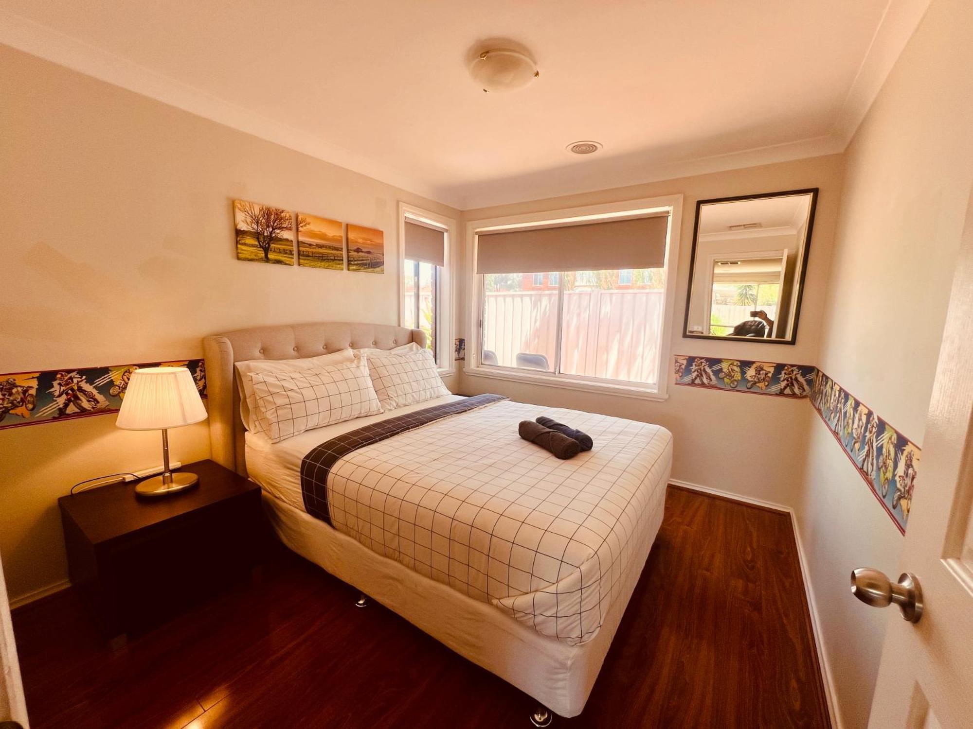 Spacious 6 Bedroom Holiday Home 15 Min Away From Melbourne Airport Sydenham Ngoại thất bức ảnh