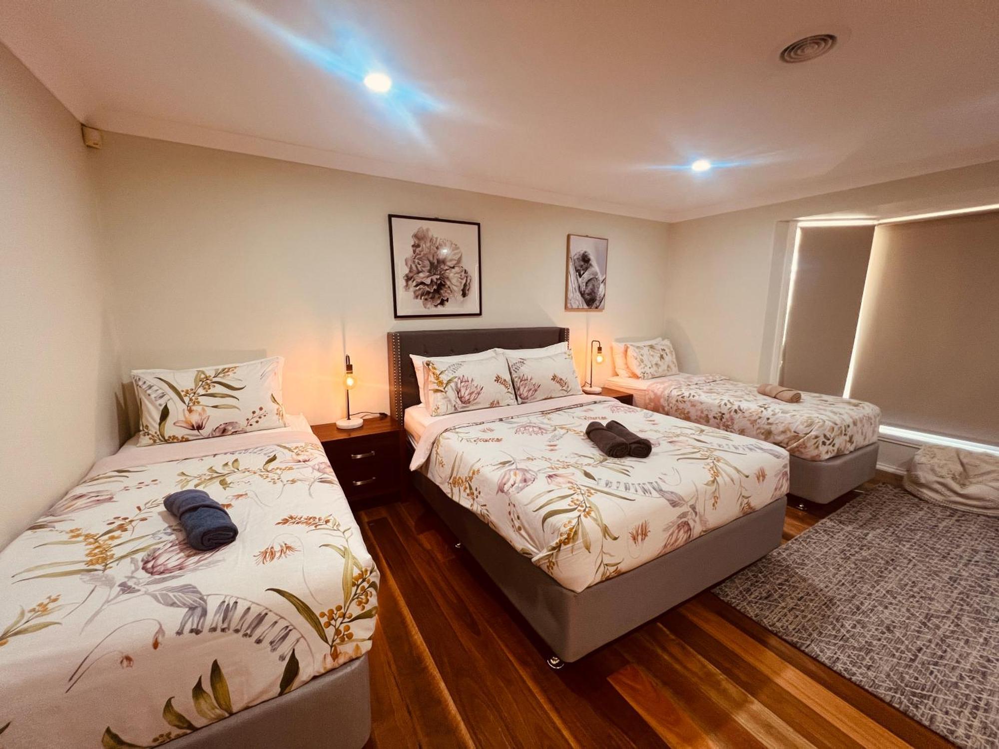 Spacious 6 Bedroom Holiday Home 15 Min Away From Melbourne Airport Sydenham Ngoại thất bức ảnh