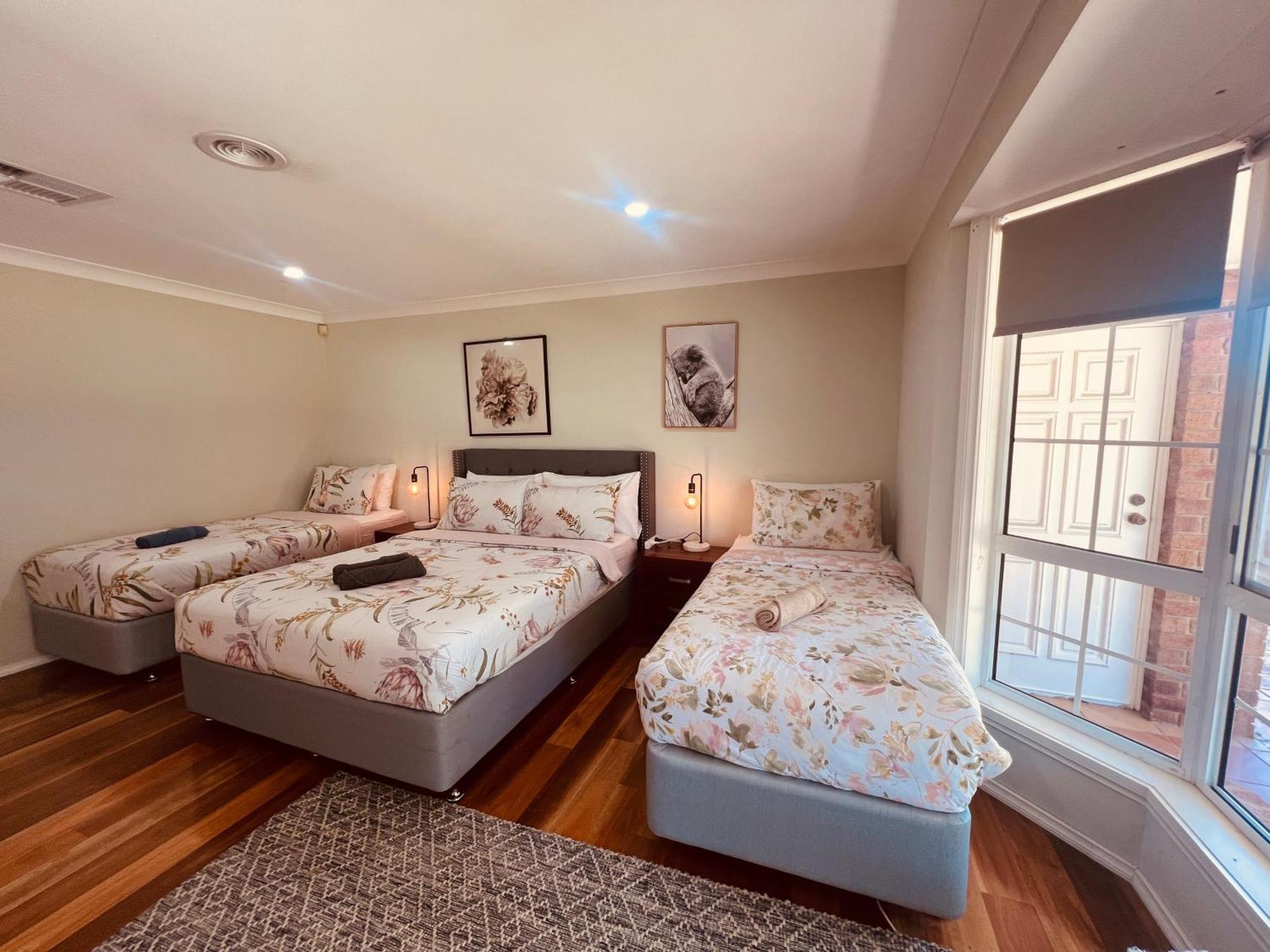 Spacious 6 Bedroom Holiday Home 15 Min Away From Melbourne Airport Sydenham Ngoại thất bức ảnh